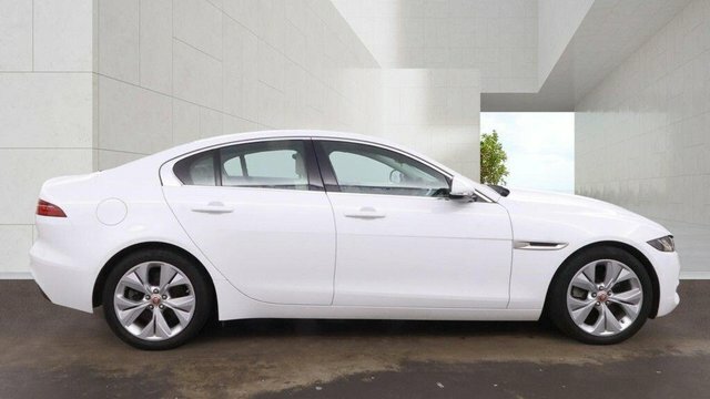 Jaguar XE Xe R-sport D White #7