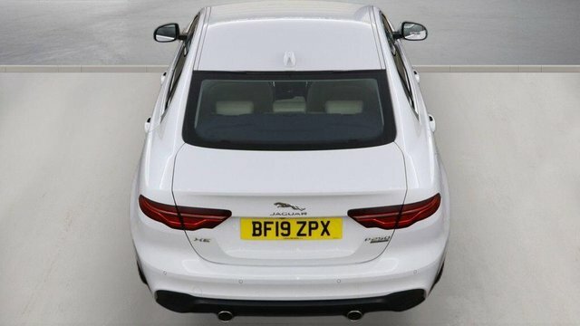 Jaguar XE Xe R-sport D White #8