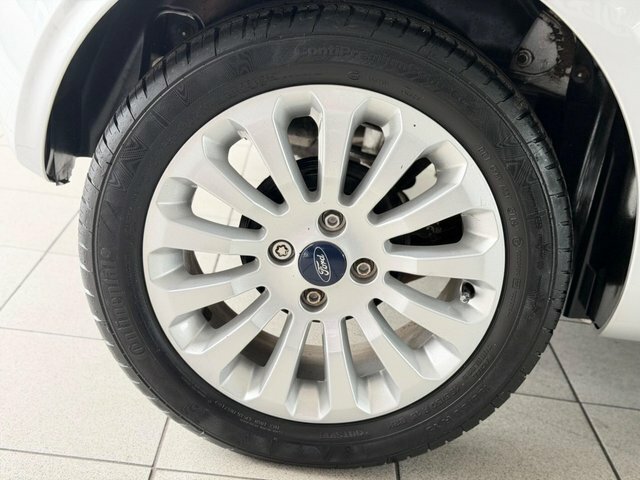 Ford KA Zetec Euro 5 Ss Silver #5