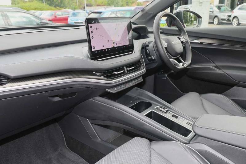 Skoda ENYAQ 250Kw Vrs 84Kwh 4X4 - 2025 25 KY25OWO Red #2