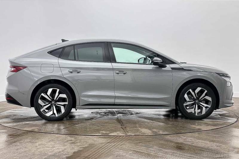 Skoda ENYAQ 210Kw 85 Sportline 82Kwh Grey #4