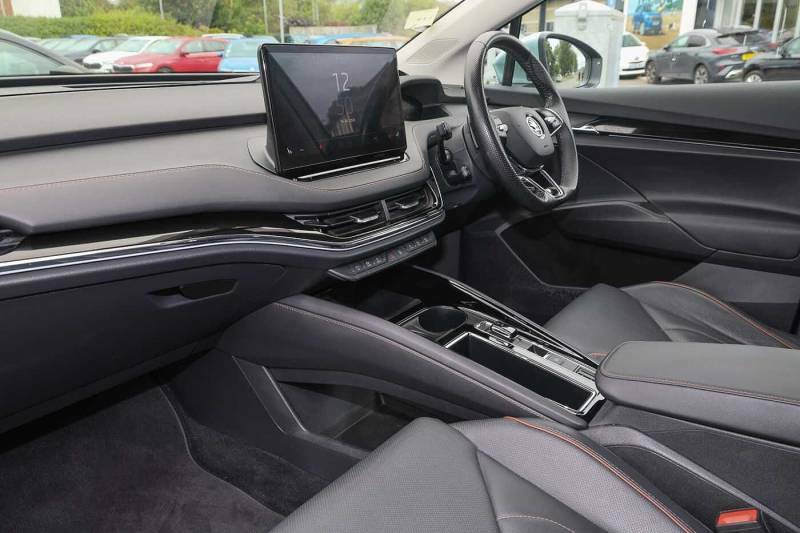Skoda ENYAQ 132Kw 60 Ecosuite 62Kwh Silver #2