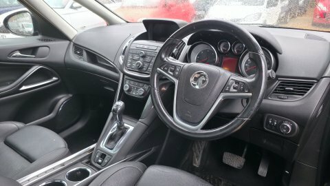 Vauxhall Zafira 2.0 Elite Cdti  #3