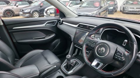 MG ZS Exclusive T-gdi.. Main #6