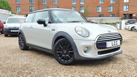 Mini Hatch Cooper.. 6 Services..  #2
