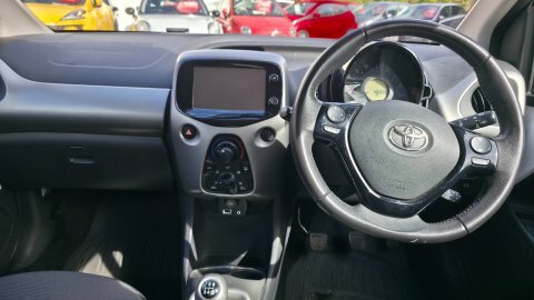 Toyota Aygo Vvt-i X-play.. 9   #4
