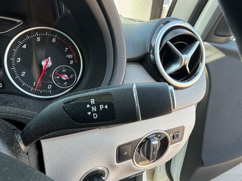 Mercedes-Benz B Class B 200 Se #4