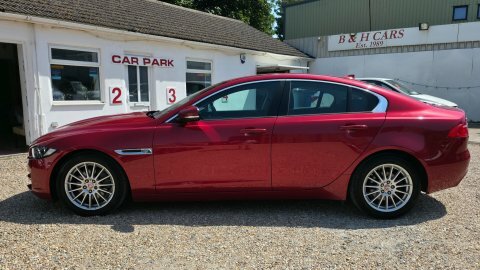 Jaguar XE R-sport White #7