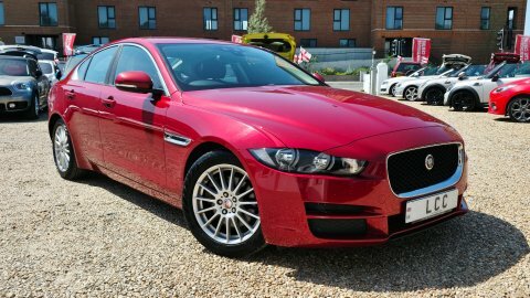 Jaguar XE 2.0D Se 