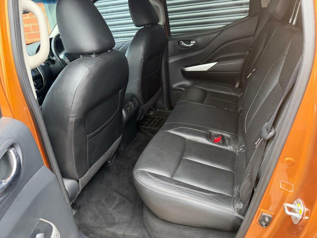 Nissan Navara 2.3 Dci Tekna 4Wd Euro 6 Ss Yellow #6