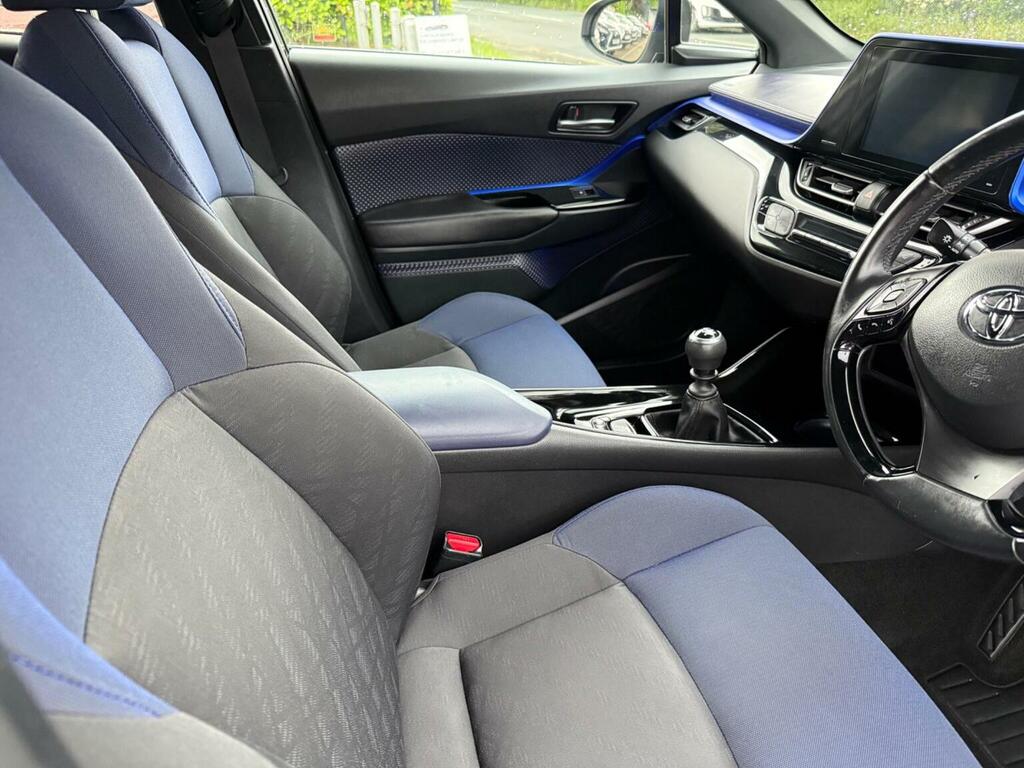Toyota C-Hr Excel Silver #17