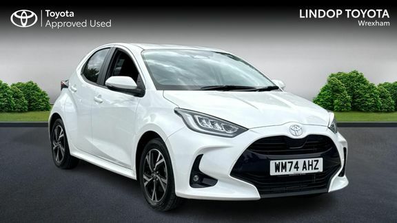Toyota Yaris Design White