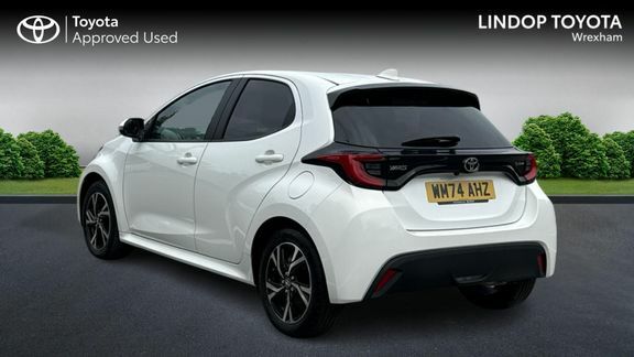 Toyota Yaris Design WM74AHZ White #4
