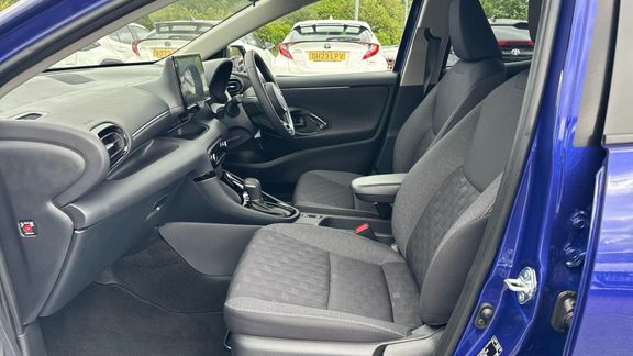 Toyota Yaris Design Safety Pack DF26BBJ Blue #5