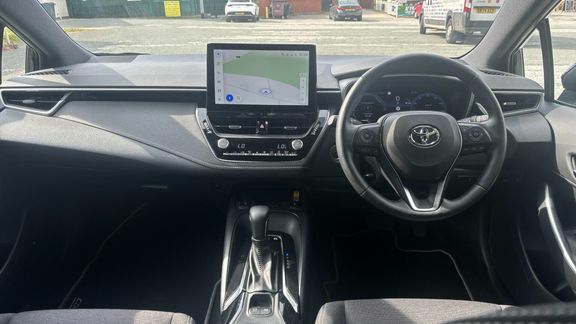Toyota Corolla Icon 1.8 Ts FG25HYO Black #6