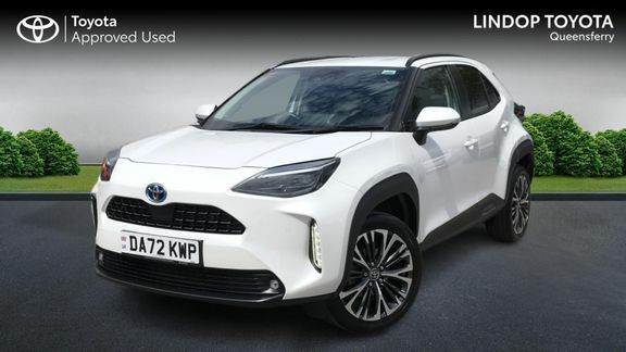 Toyota Yaris Cross Excel Awd DA72KWP White #3