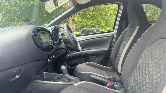 Toyota Aygo X Edge Automatic CX73HWE Green #5