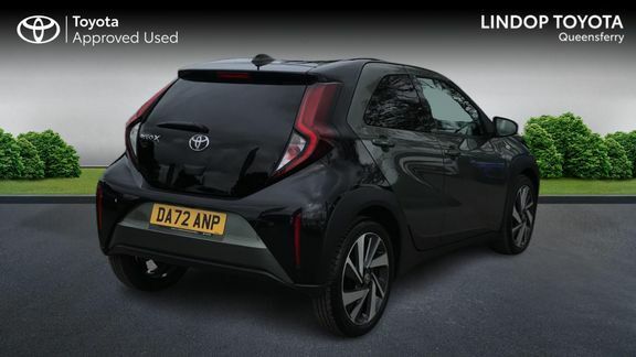 Toyota Aygo X Edge Manual DA72ANP Green #2