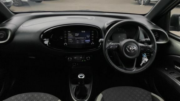 Toyota Aygo X Edge Manual DA72ANP Green #6