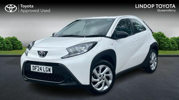 Toyota Aygo X Pure Automatic DF24LGW White #3