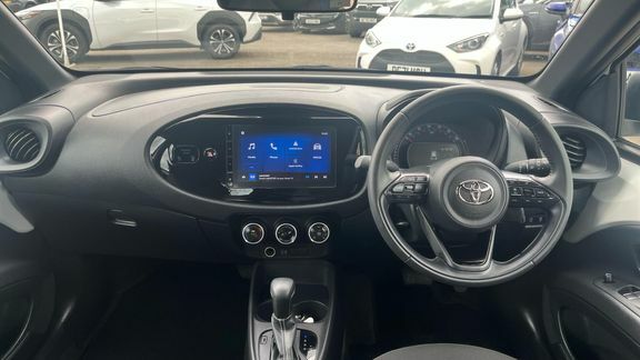 Toyota Aygo X Pure Automatic DF24LGW White #6