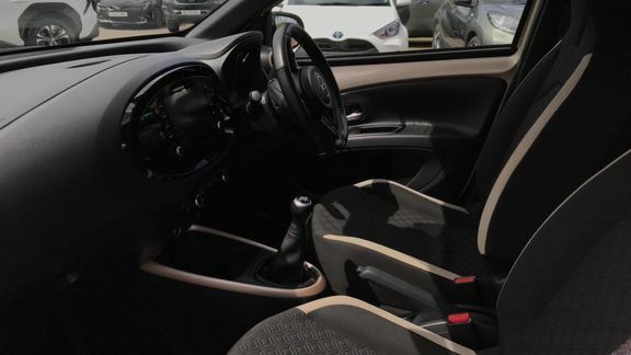 Toyota Aygo X Edge Manual DG23ZBR Beige #5