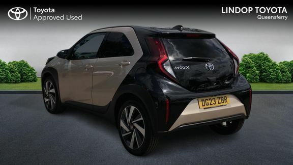 Toyota Aygo X Edge Manual DG23ZBR Beige #4