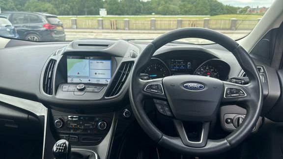 Ford Kuga 2.0 Tdci Titanium X Awd Euro 6 Ss Red #6