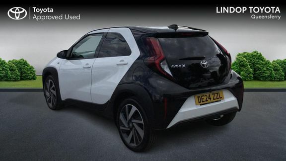 Toyota Aygo X Edge Auto DE24ZZL White #4
