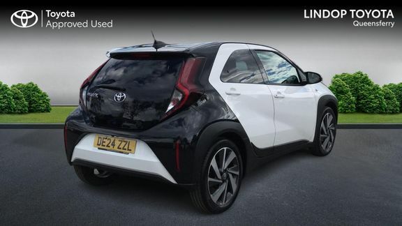 Toyota Aygo X Edge Auto DE24ZZL White #2
