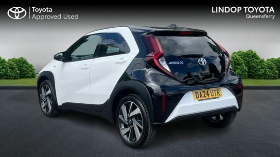 Toyota Aygo X Edge Auto DA24UTR White #4
