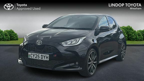 Toyota Yaris Excel Green #2