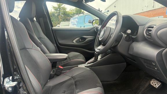 Toyota Yaris Excel Green #11