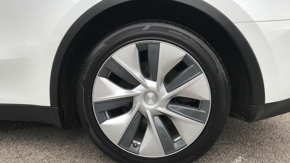 Tesla Model Y Suv Dual Motor Long Range 4Wde 202473 White #25