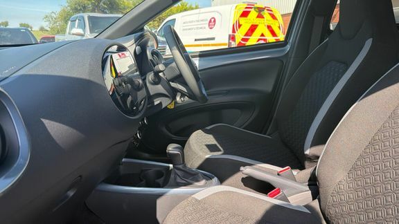 Toyota Aygo X Edge Auto CY74AVL  #5