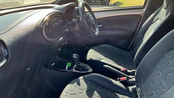 Toyota Aygo X Exclusive Automatic AY68KAZ Beige #5