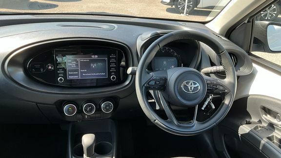 Toyota Aygo X Pure Automatic DG73HVP White #6