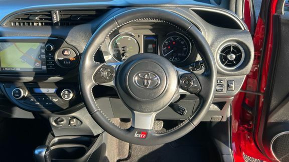 Toyota Yaris Gr Sport 1.5 Hybrid DA69NVU Red #6