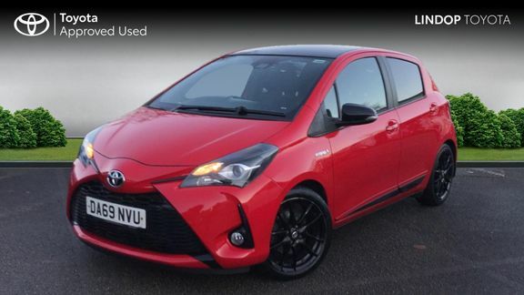 Toyota Yaris Gr Sport 1.5 Hybrid DA69NVU Red #3