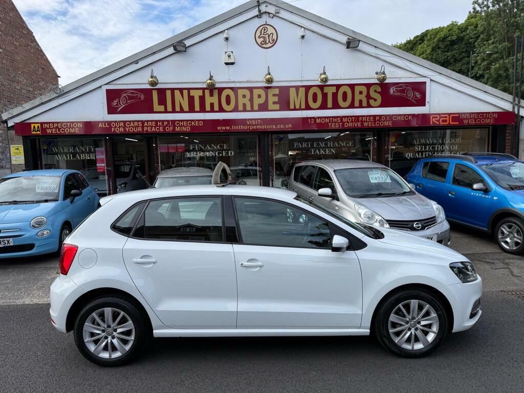 Volkswagen Polo 1.2 Tsi Bluemotion Tech Se Euro 6 S S LD15OGV White #2