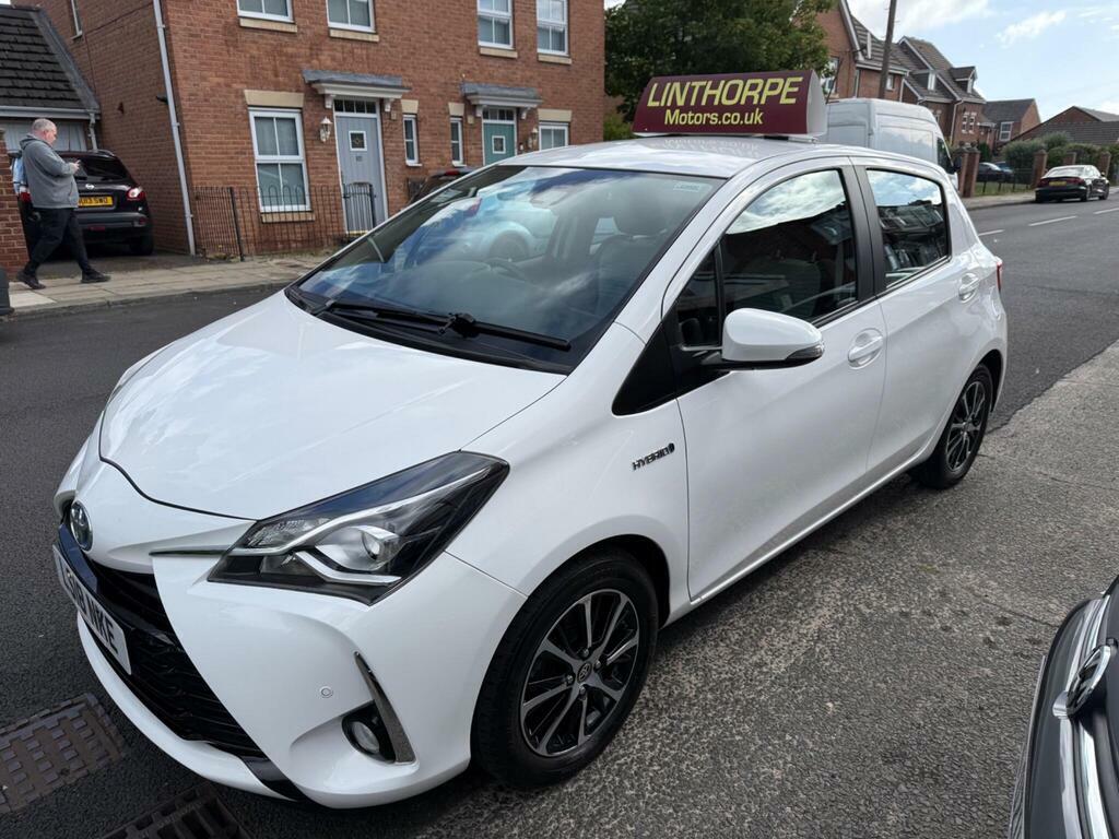 Toyota Yaris 1.5 Vvt-h Icon Tech E-cvt Euro 6 S S LS18NKE White #5