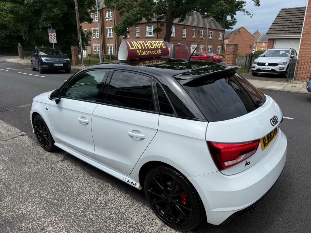 Audi A1 1.6 Tdi Black Edition Sportback S Tronic Euro 6 S White #4
