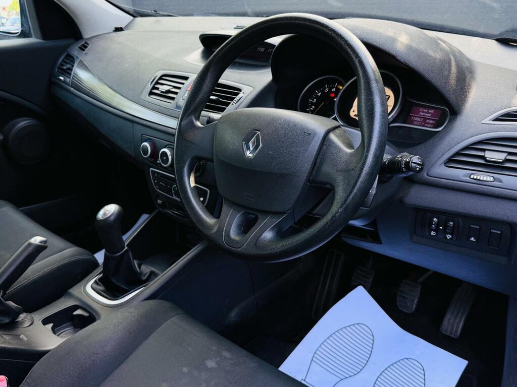 Renault Megane Hatchback 1.6 16V Expression 2009 Grey #7