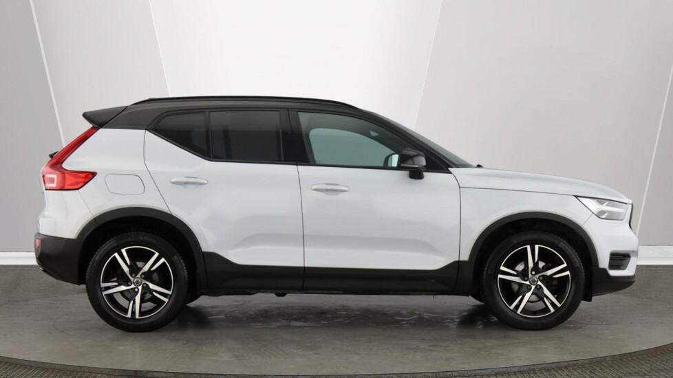 Volvo XC40 R-design, T3 YP71NCC Silver #3