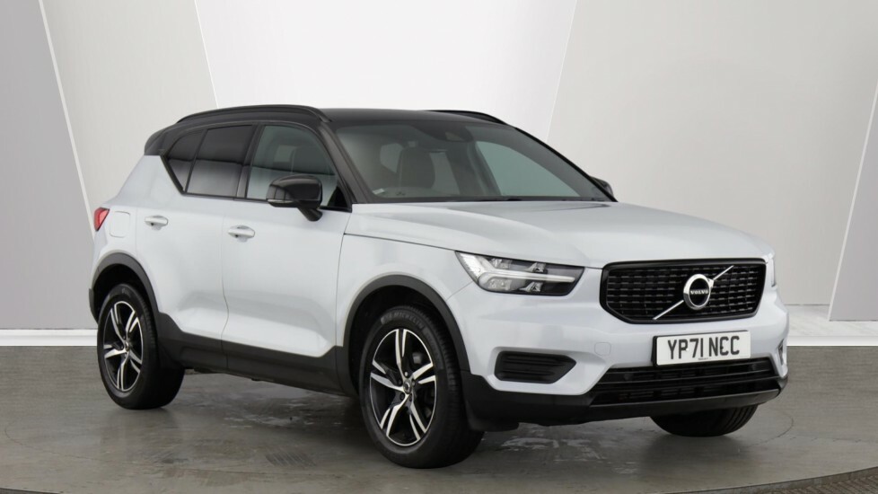 Volvo XC40 R-design, T3 Silver