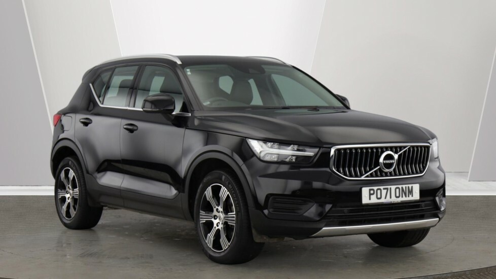 Volvo XC40 Inscription, B4 Awd Mild Hybrid Rear Camera-cruis Black