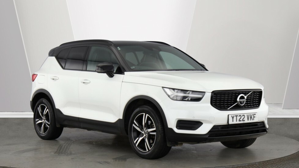 Volvo XC40 R-design, T3 360 Camera - Spare Wheel - White