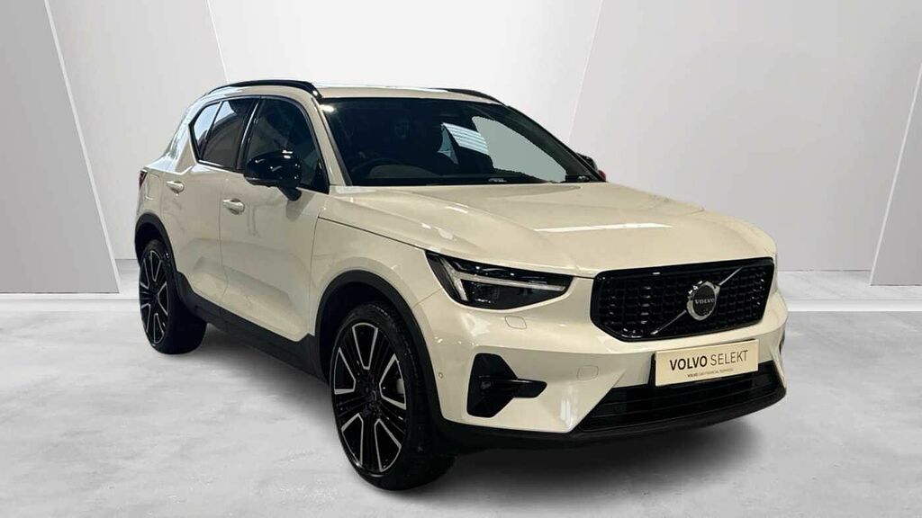 Volvo XC40 Ultra, B4 Mild Hybrid, Spare Wheel - 21 A OV75BWH White #2