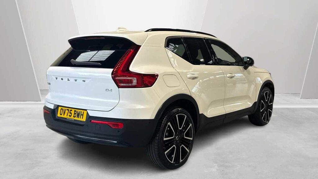 Volvo XC40 Ultra, B4 Mild Hybrid, Spare Wheel - 21 A OV75BWH White #3