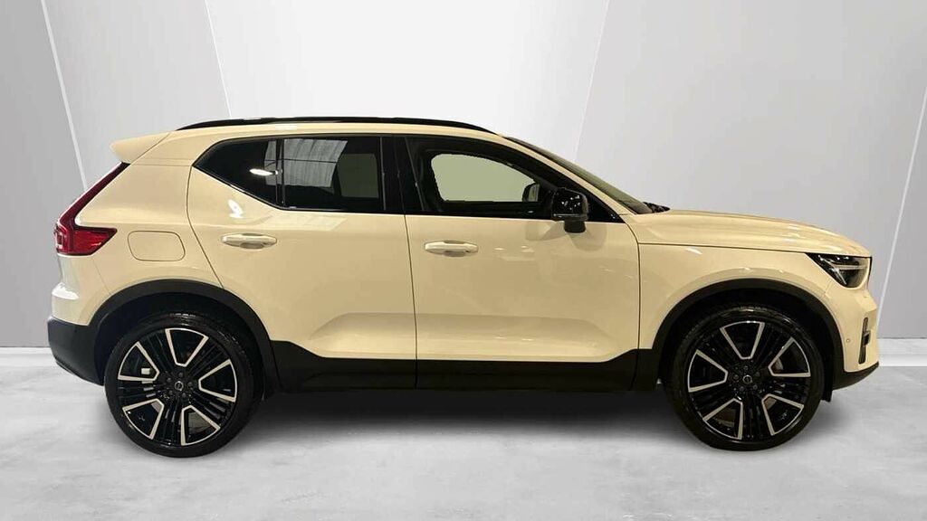 Volvo XC40 Ultra, B4 Mild Hybrid, Spare Wheel - 21 A OV75BWH White #5